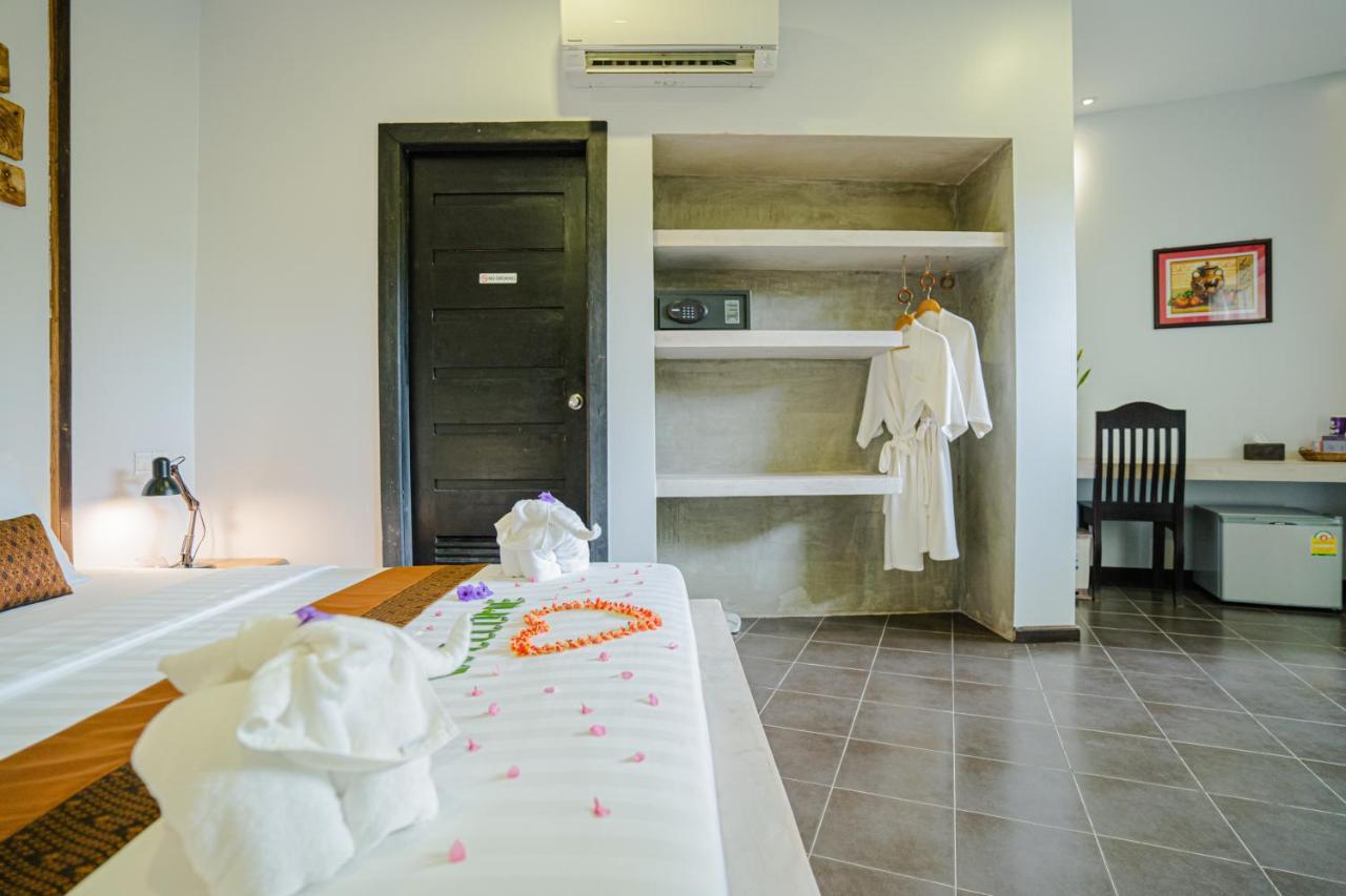 Makk Hotel Kampot Exteriör bild