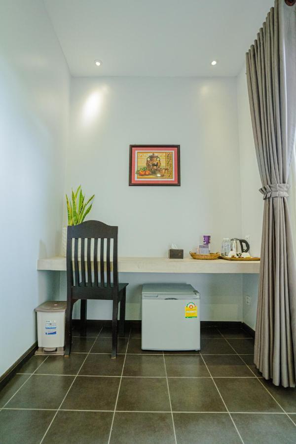Makk Hotel Kampot Exteriör bild
