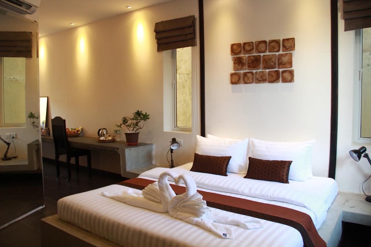 Makk Hotel Kampot Exteriör bild