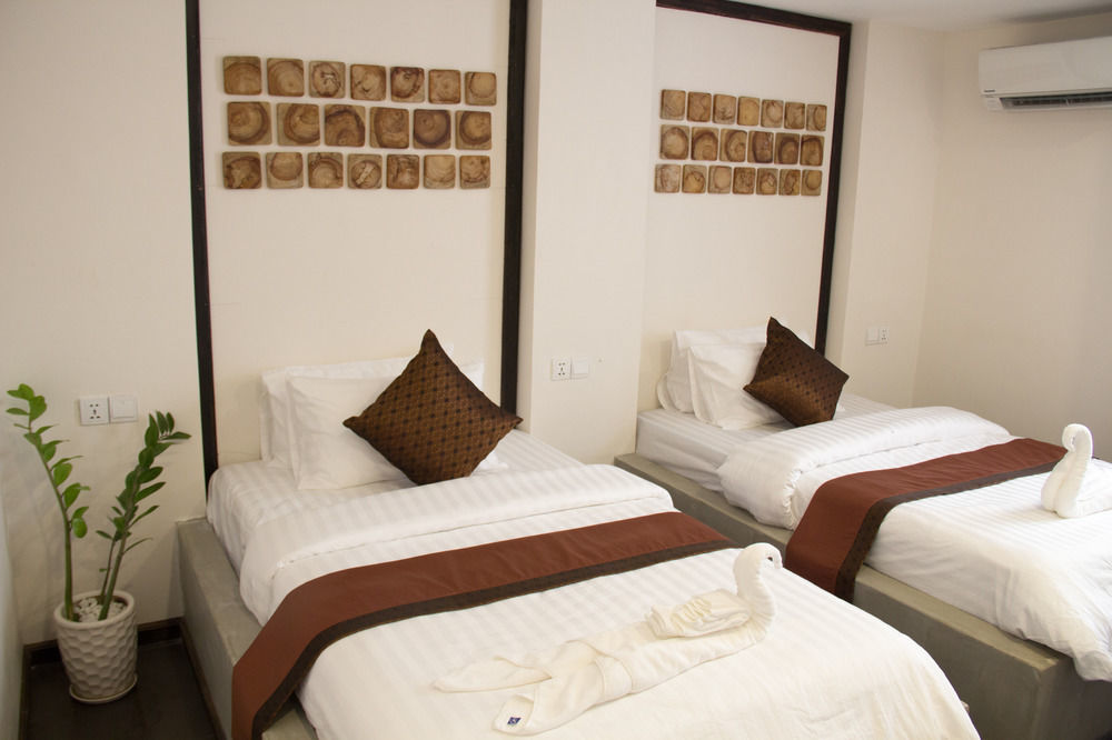 Makk Hotel Kampot Exteriör bild